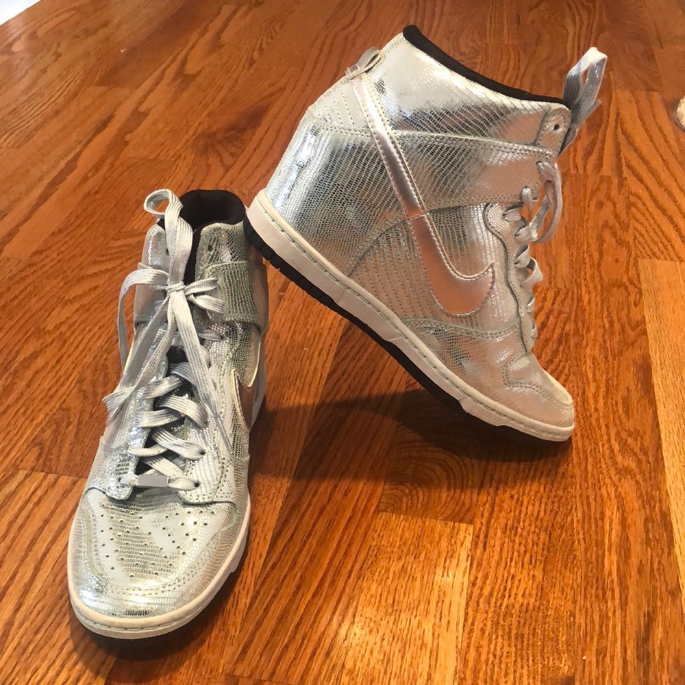 Nike Wedge